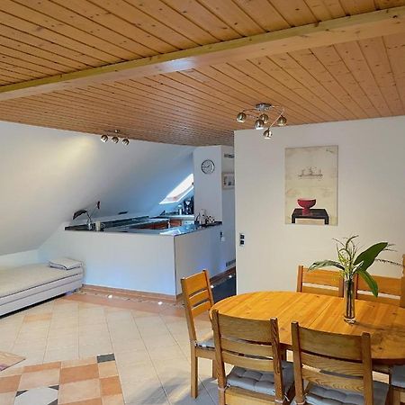 Geraeumiges Maisonette Apartment Тодтмос Екстериор снимка