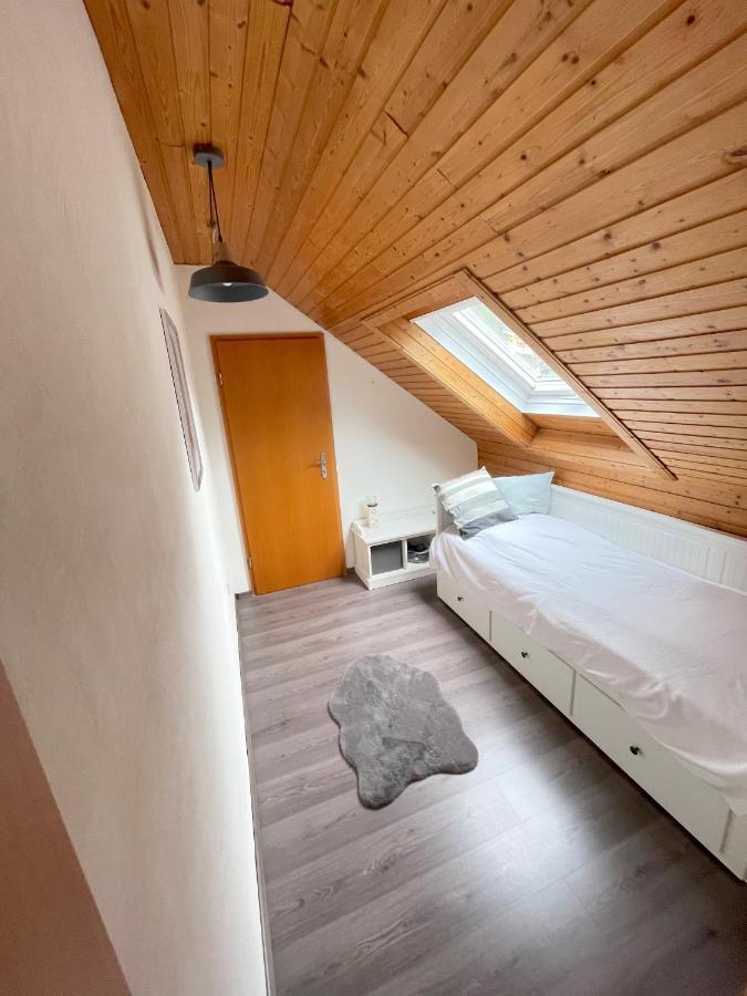 Geraeumiges Maisonette Apartment Тодтмос Екстериор снимка