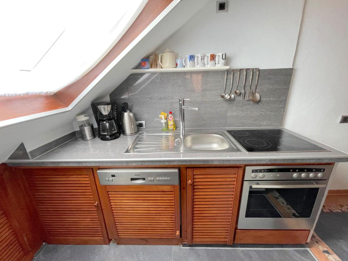 Geraeumiges Maisonette Apartment Тодтмос Екстериор снимка